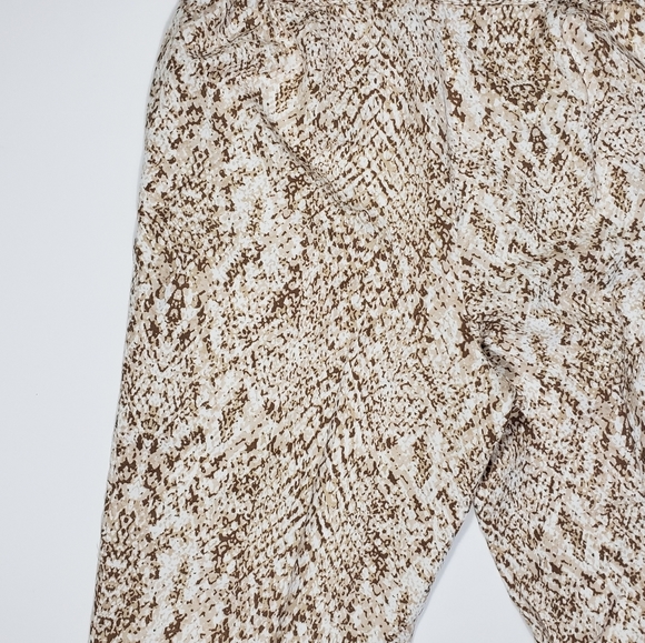 Brown Snake Print Linen Blend Cropped Pants Sz 8 Elastic Waist Breathable Career - Picture 3 of 11